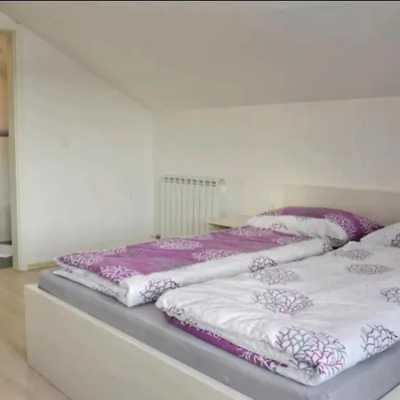 Гостьовий будинок Urnebes Задар